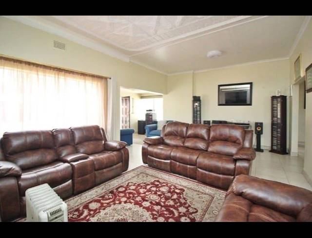 3 BEDROOM HOUSE FOR SALE IN FISHERS HILL